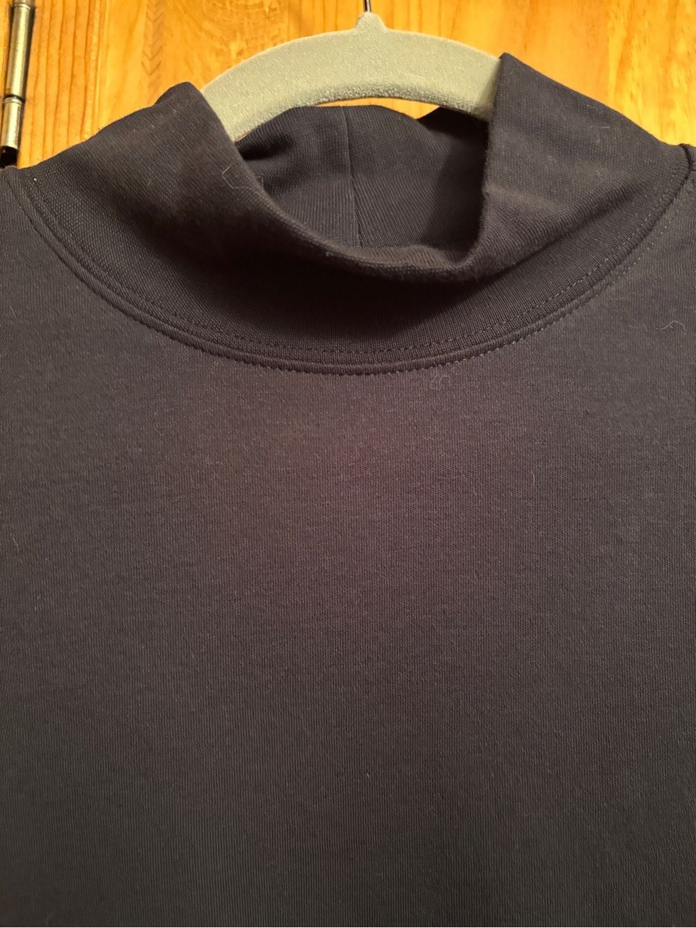 Women’s Land’s End Black Loose Turtleneck/Mock Neck Size Small - Picture 4 of 7